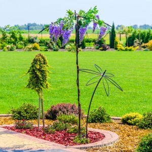 Pálmafa alakú kerti dísz, növénytámasz